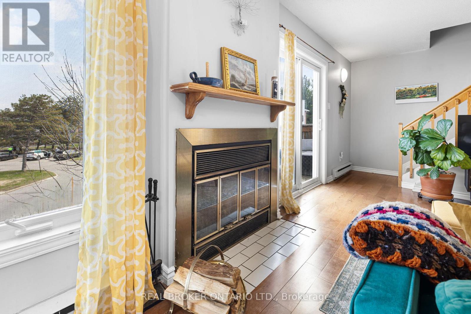 3 - 7 Timberview Way