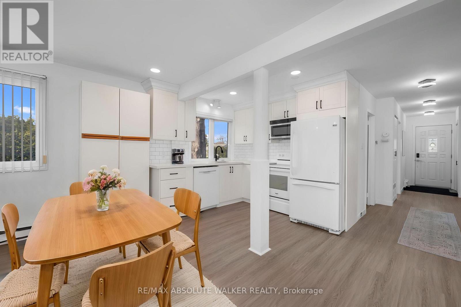 1290 St. Jean Street