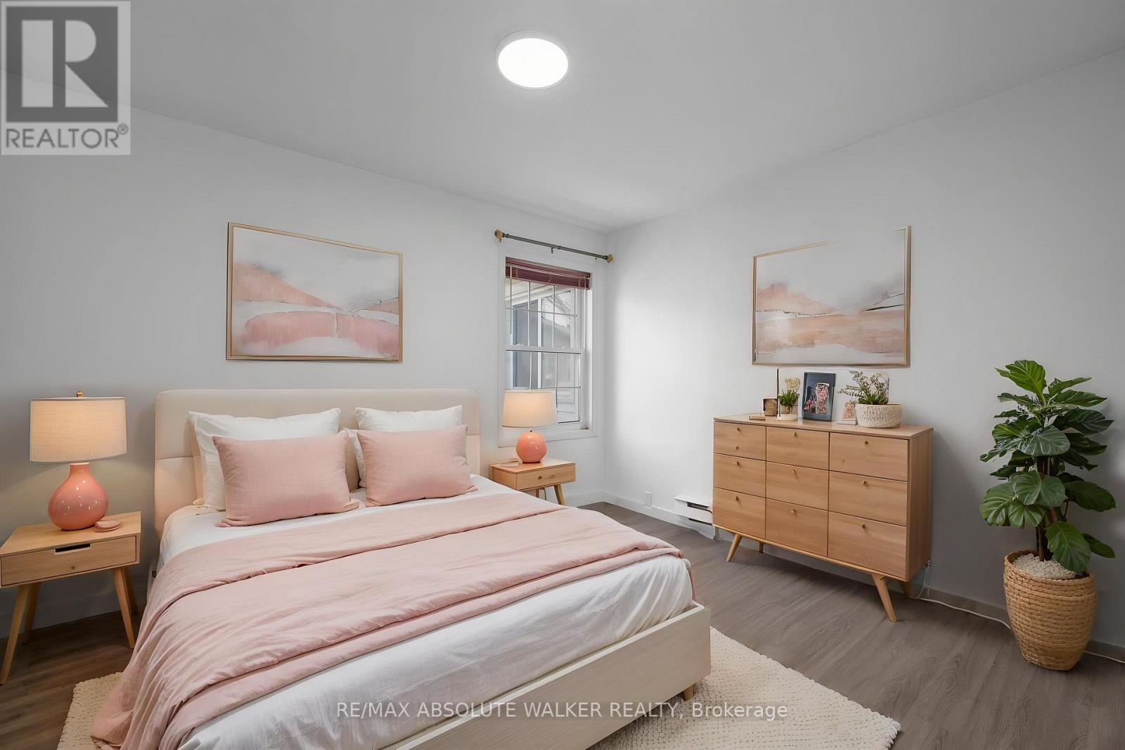 1290 St. Jean Street