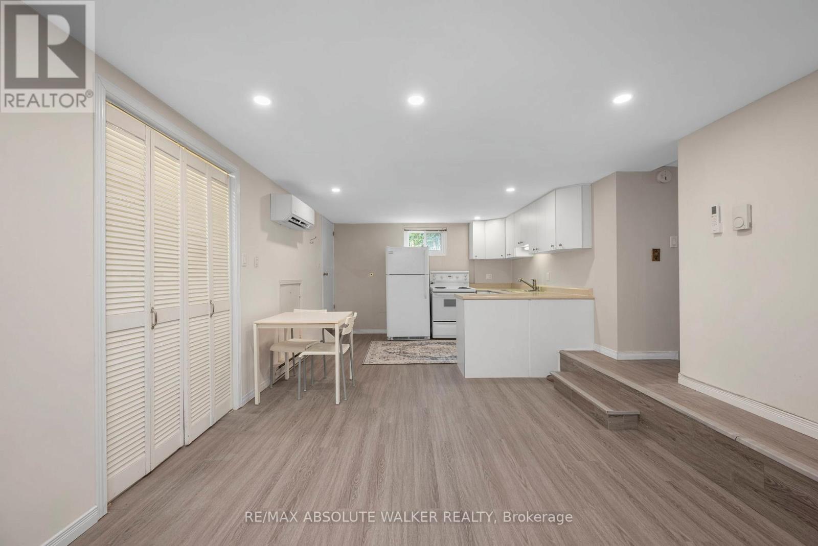 1290 St. Jean Street