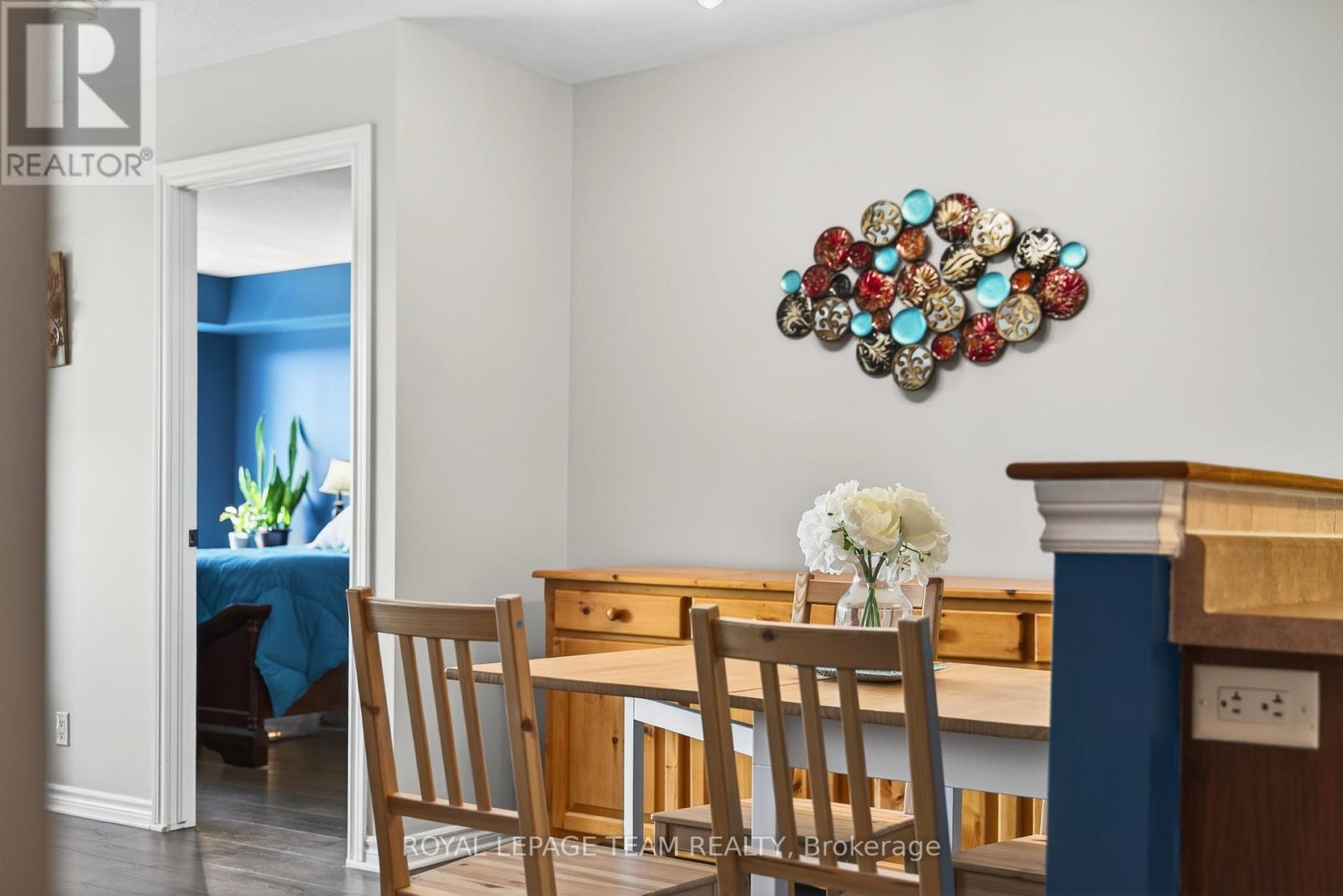 811 - 120 Grant Carman Drive