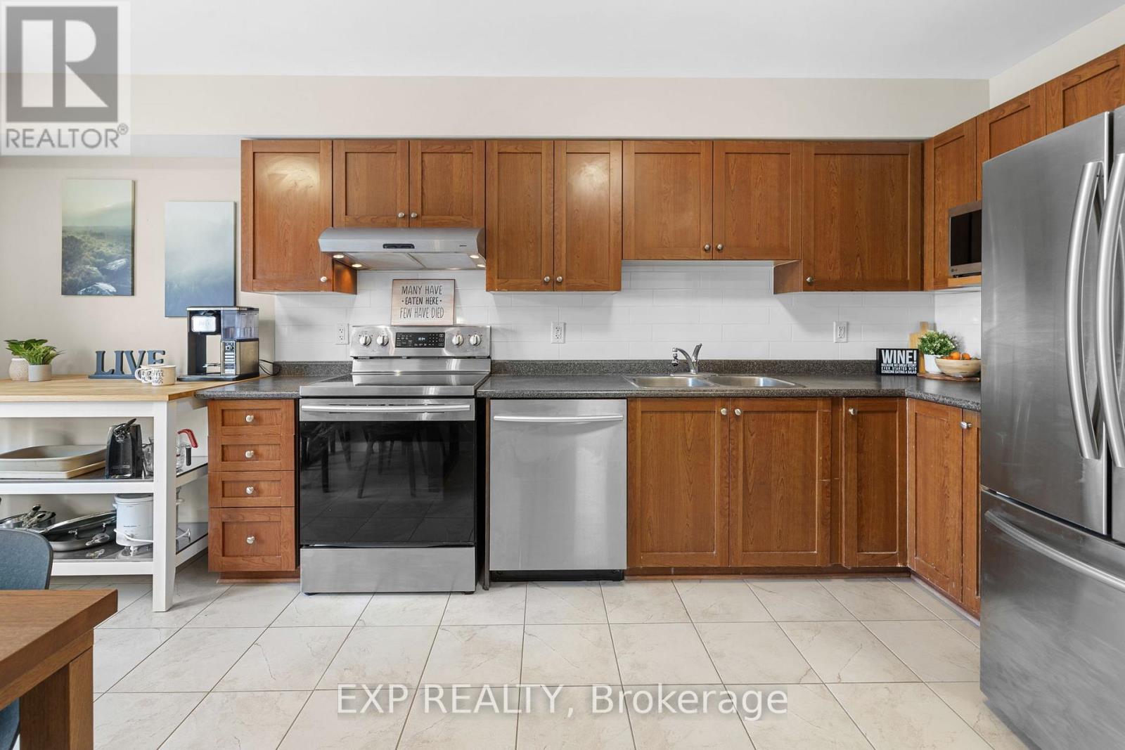 255 Gershwin Private