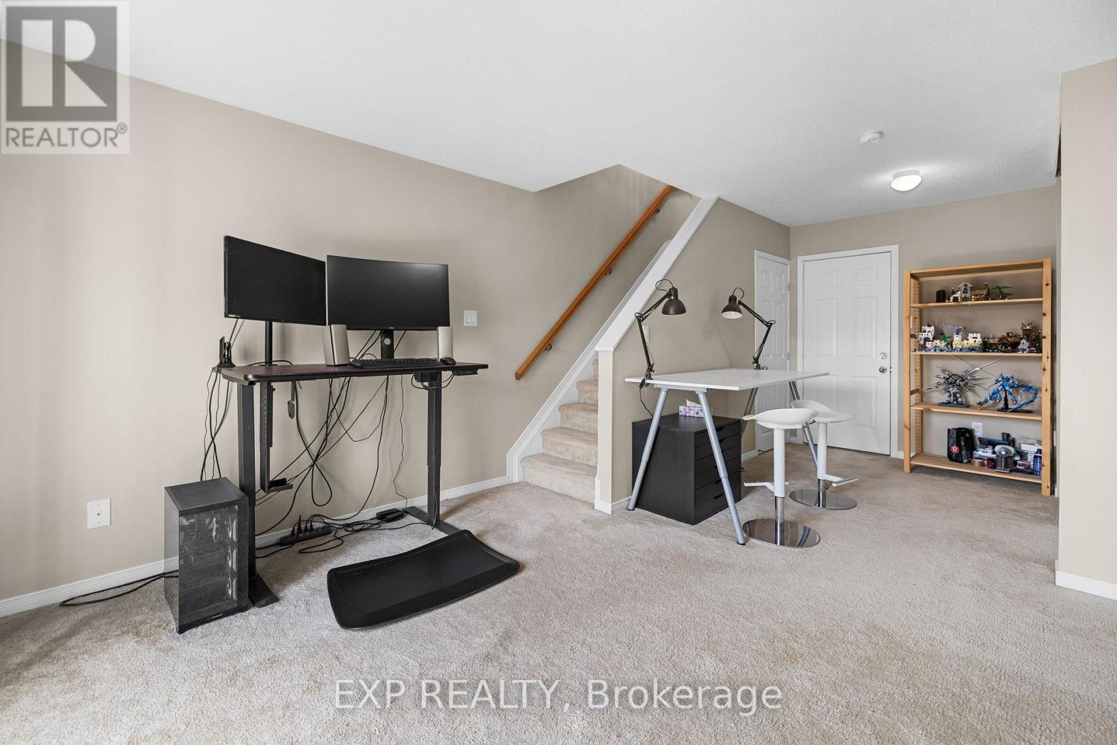 255 Gershwin Private