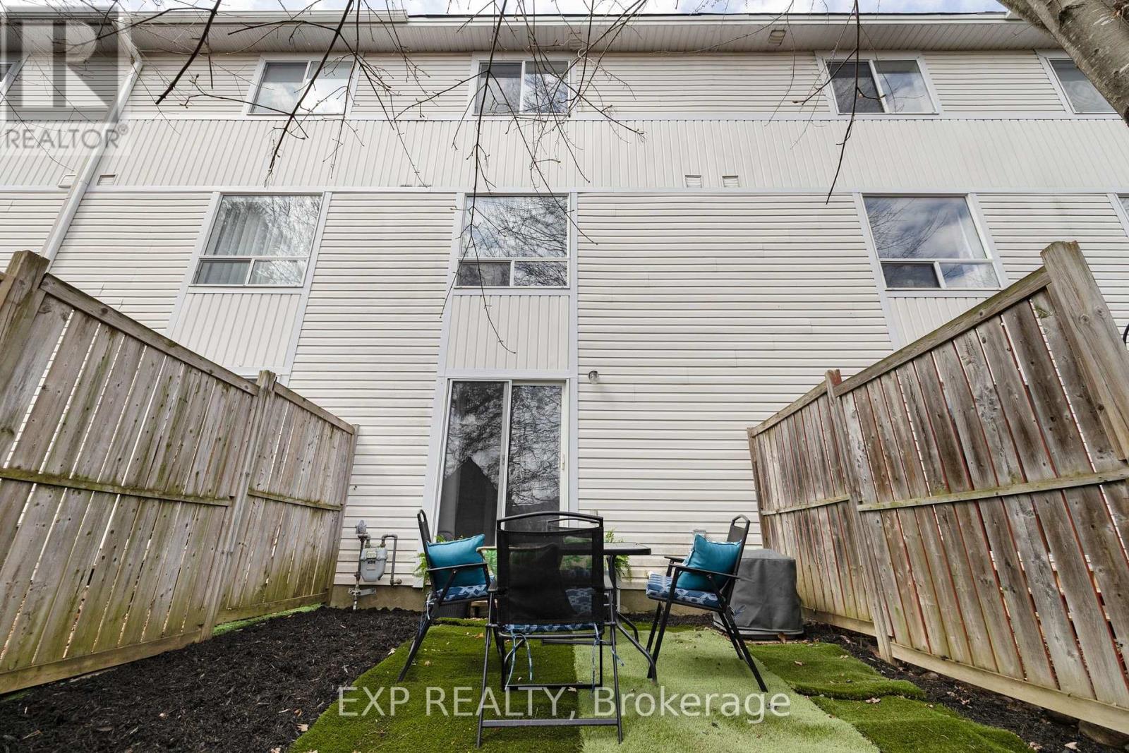 255 Gershwin Private