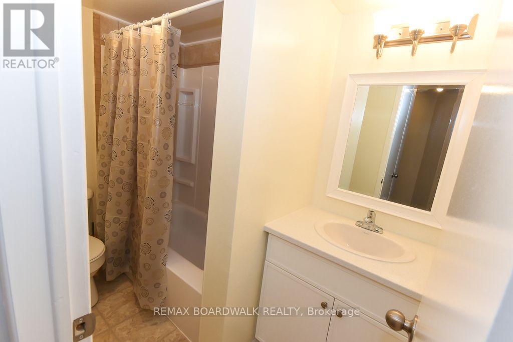 87a - 758 St-andre Drive N