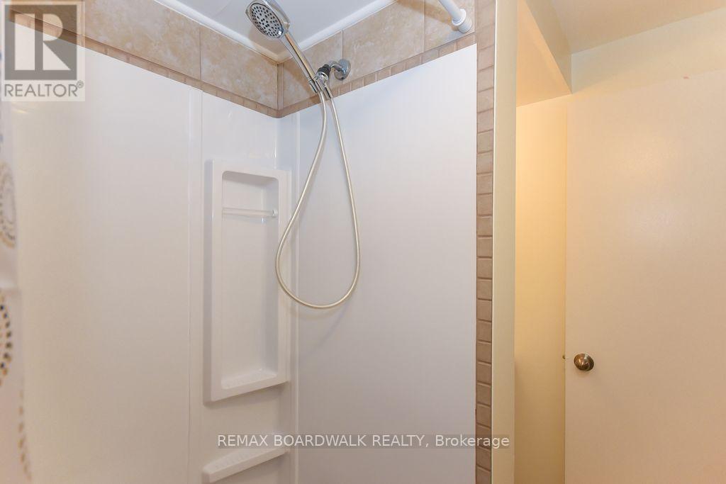 87a - 758 St-andre Drive N