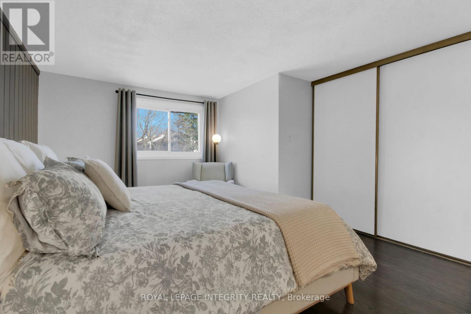 22 - 135 Castlefrank Road