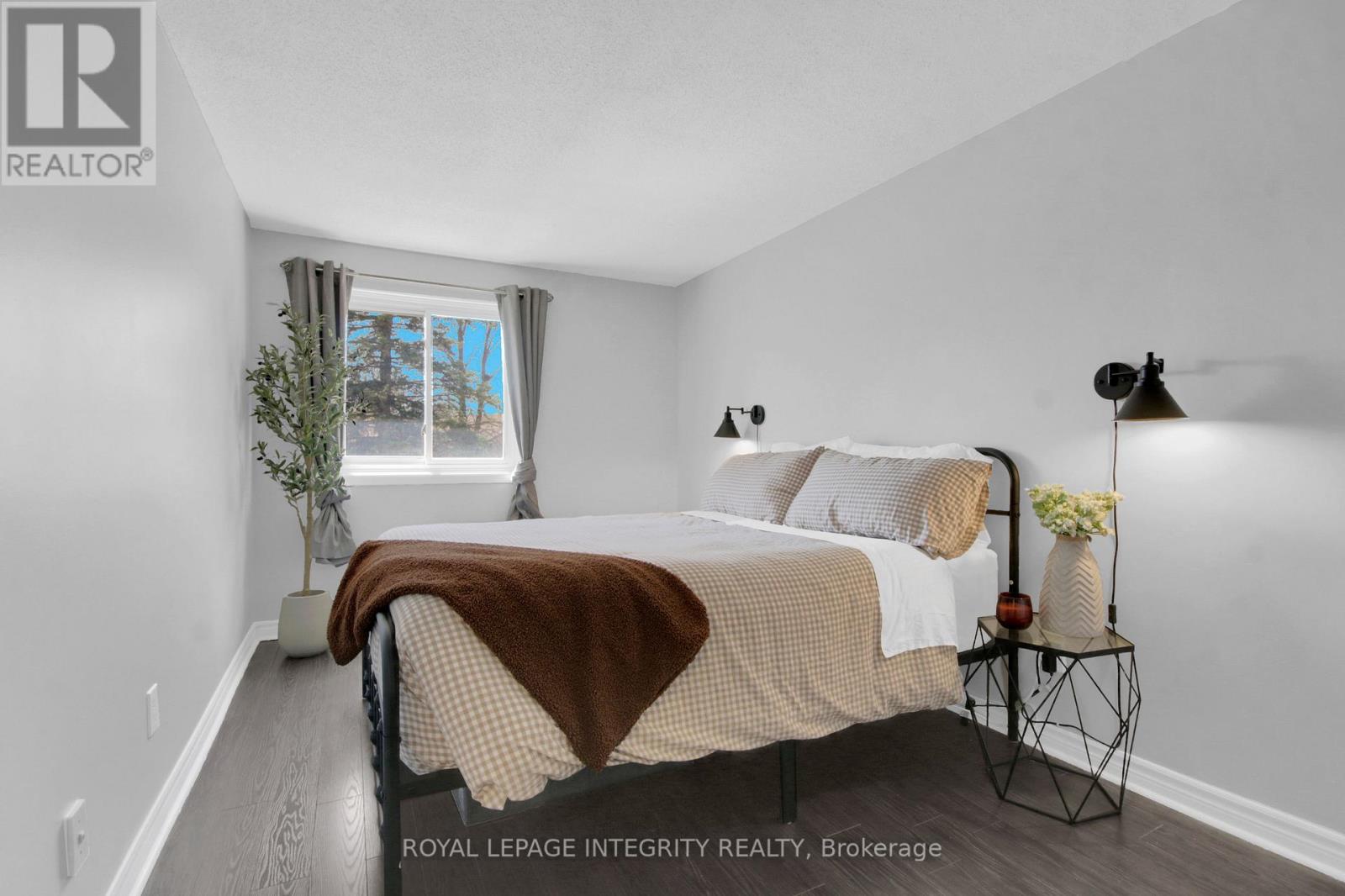 22 - 135 Castlefrank Road