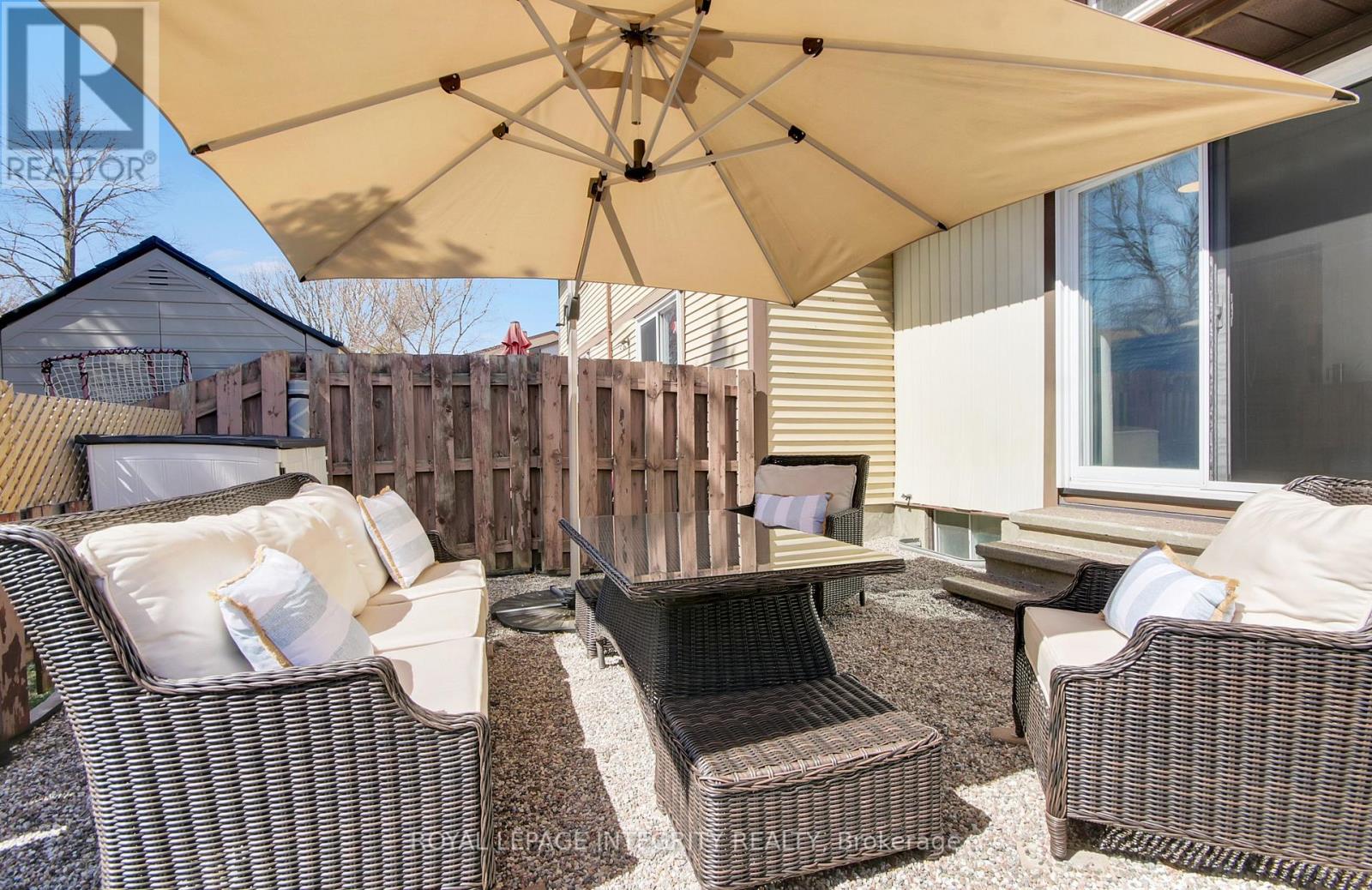 22 - 135 Castlefrank Road