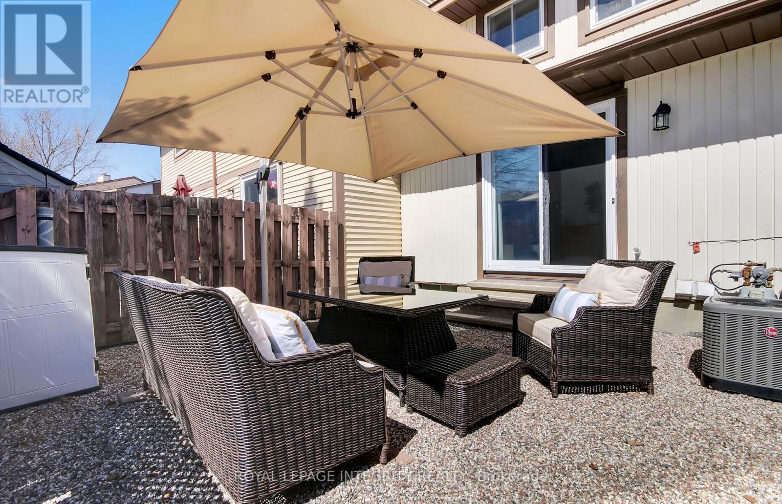 22 - 135 Castlefrank Road