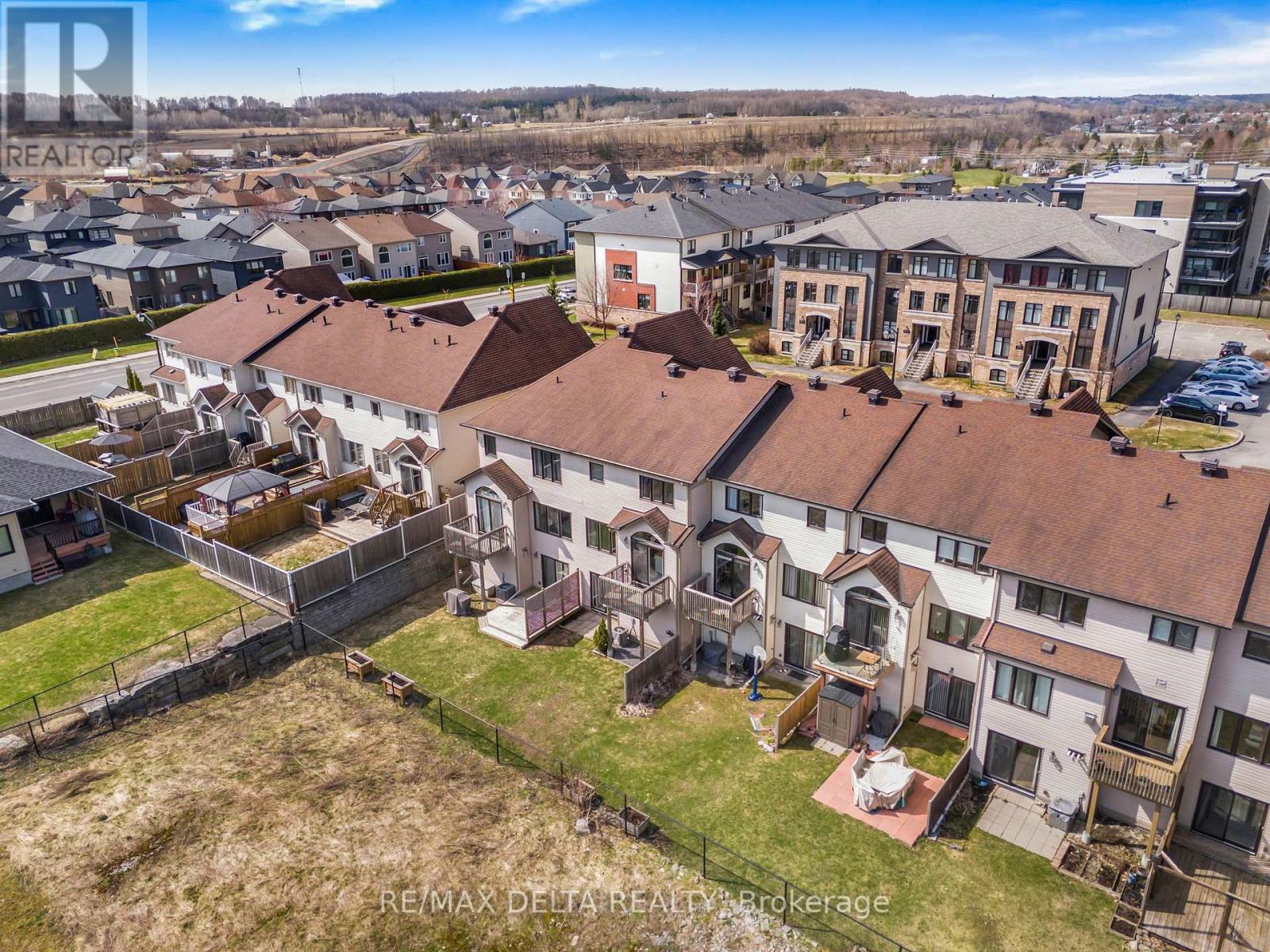 2225 Marble Crescent