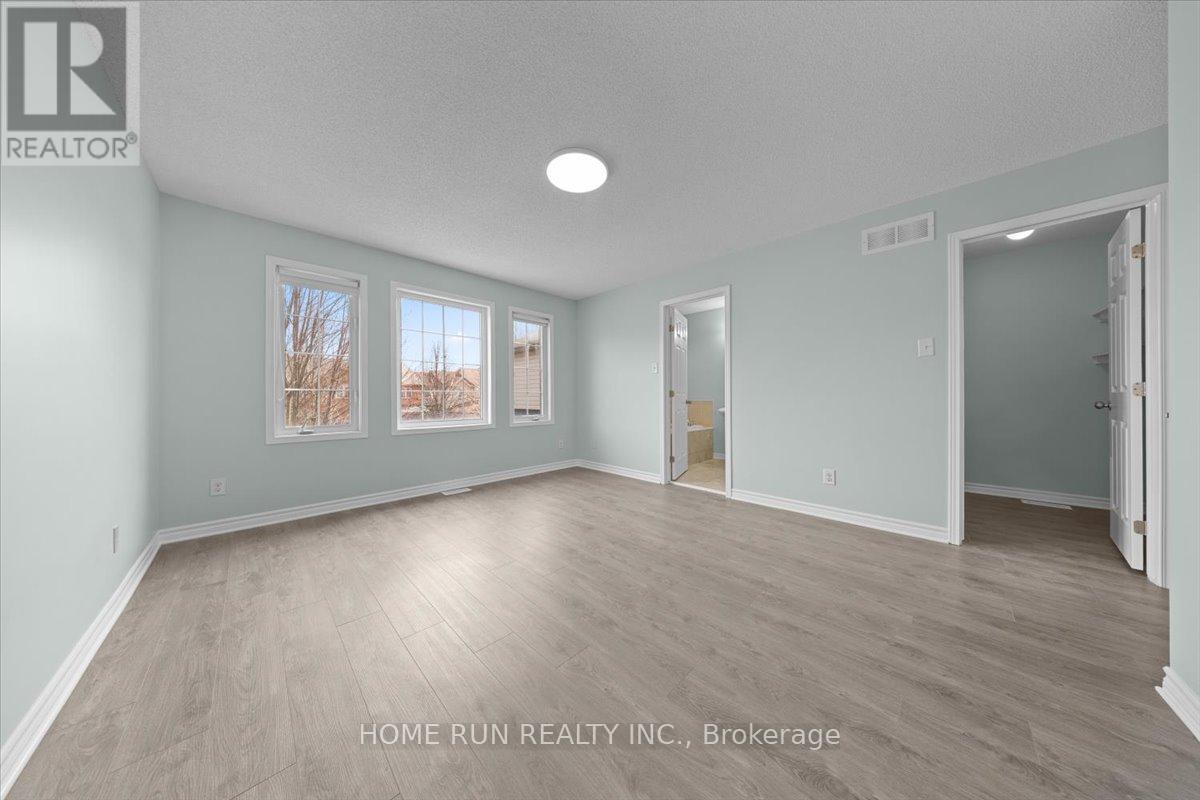 294 Applecross Crescent