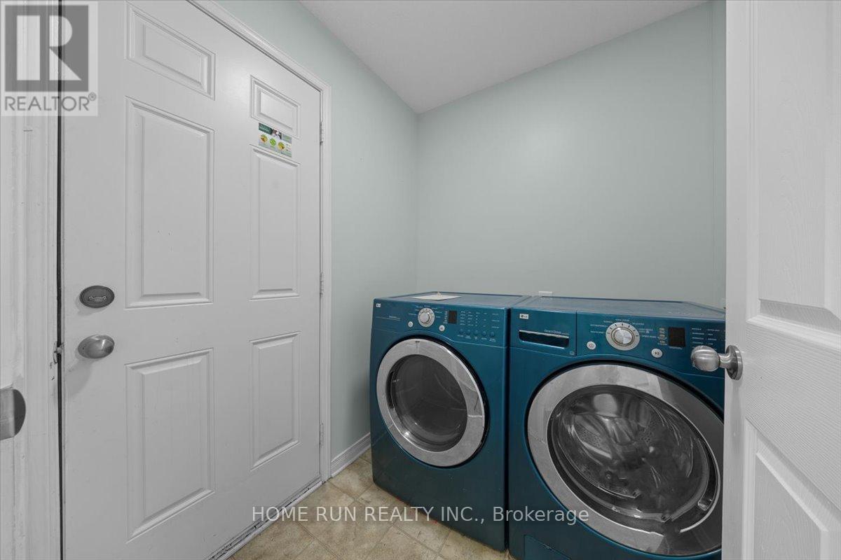 294 Applecross Crescent