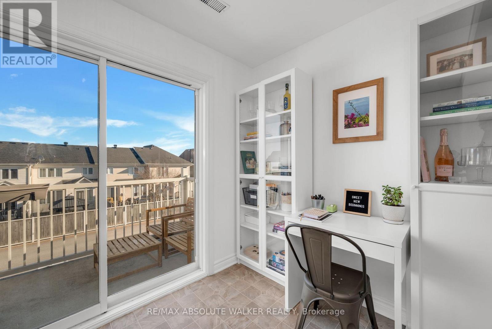 32 - 633 Lakeridge Drive