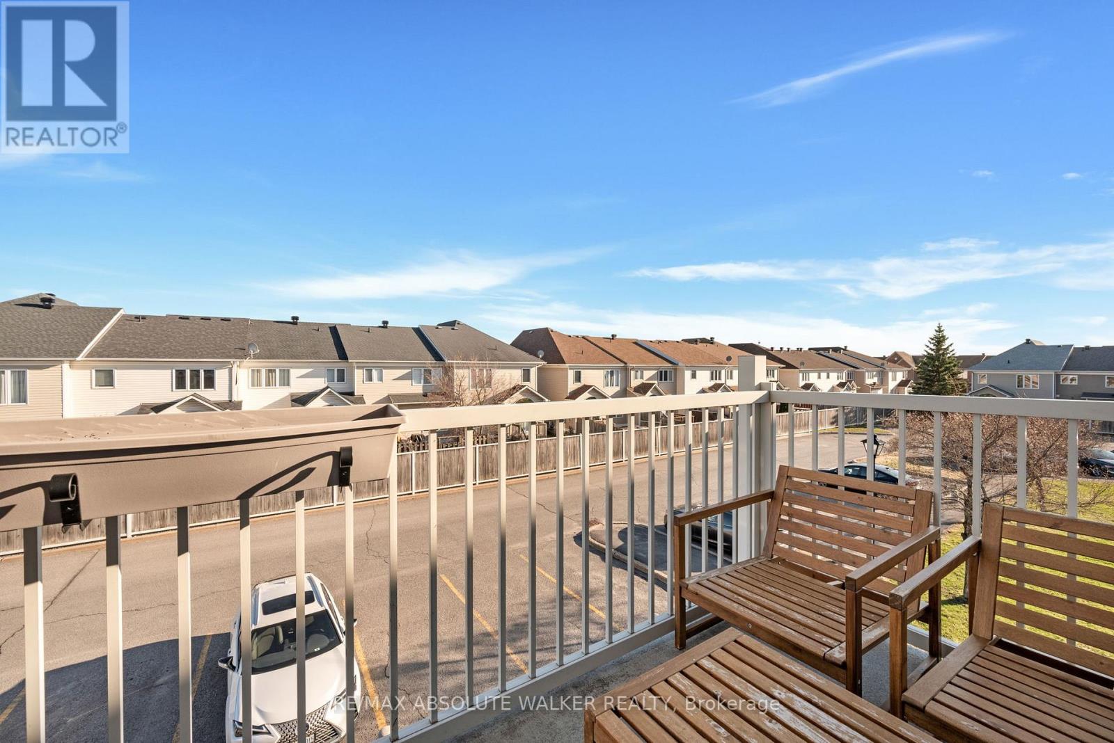 32 - 633 Lakeridge Drive