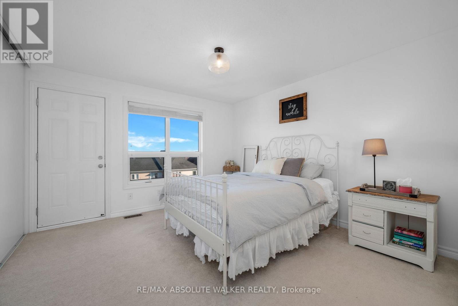 32 - 633 Lakeridge Drive