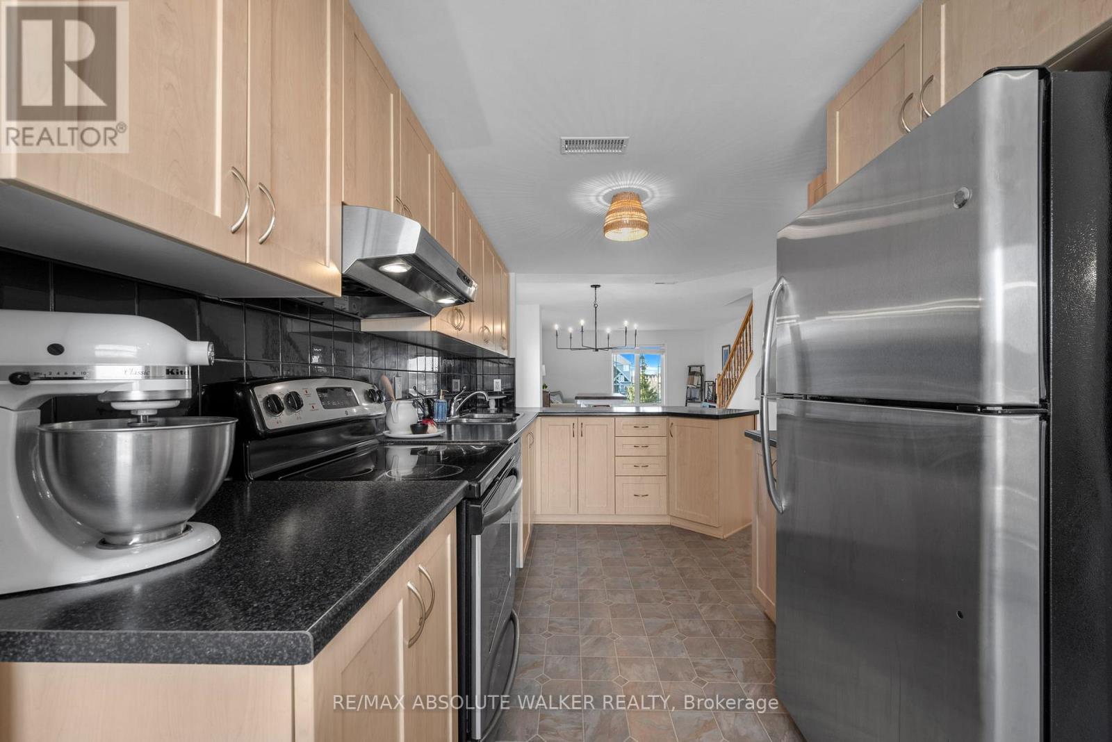 32 - 633 Lakeridge Drive