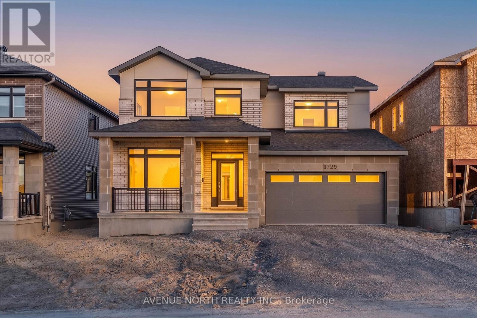 1729 Rotterdam Circle