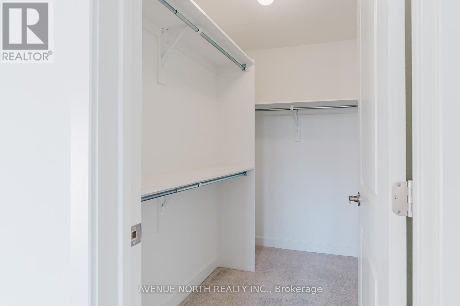 1729 Rotterdam Circle