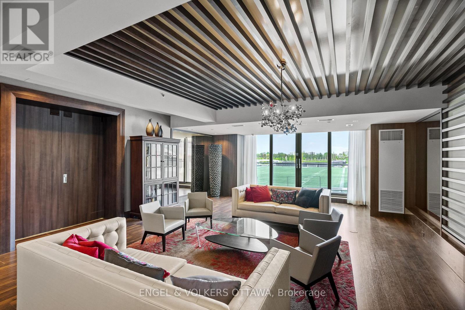 406 - 1035 Bank Street