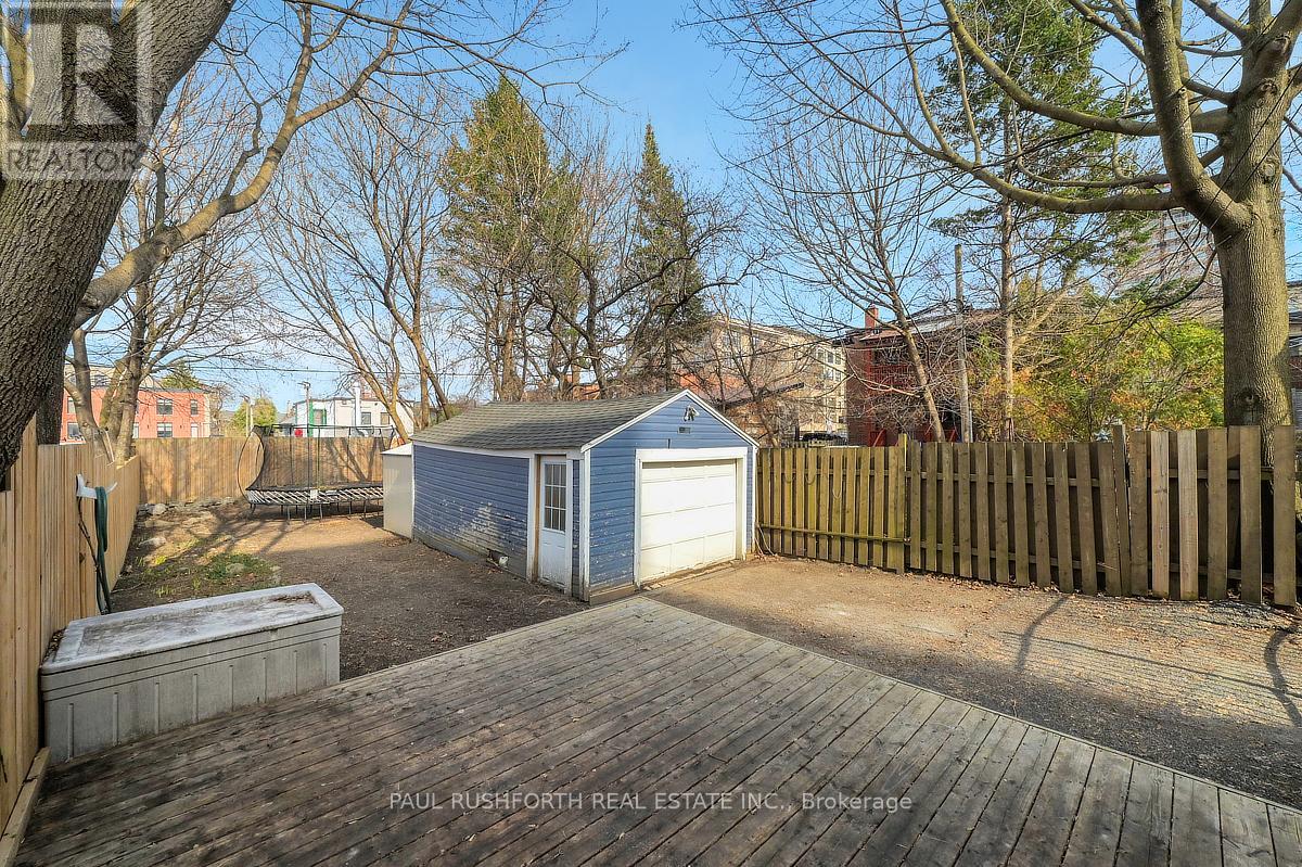 481 Cambridge Street S