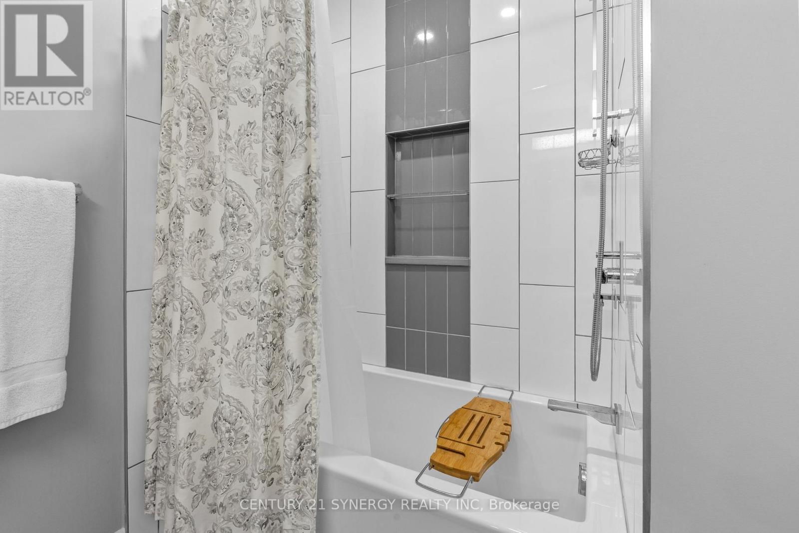 40 Brockington Crescent