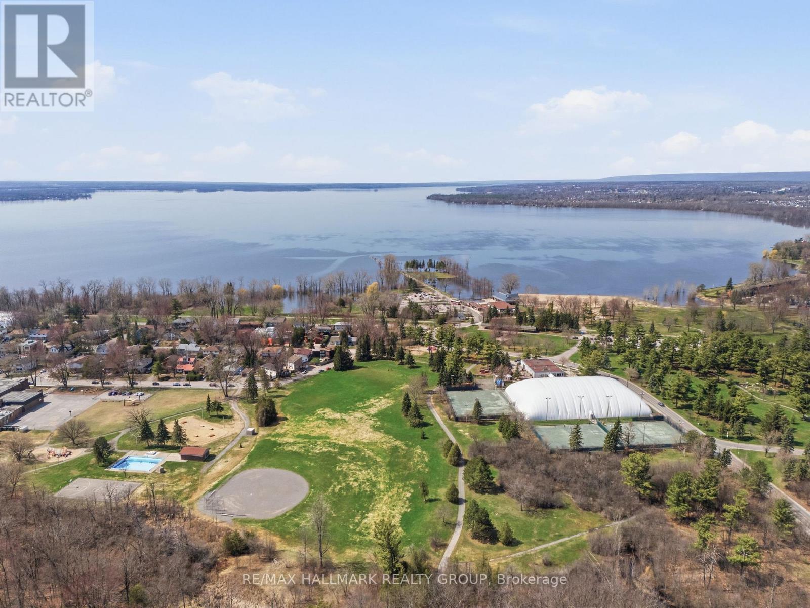 306 - 415 Greenview Avenue