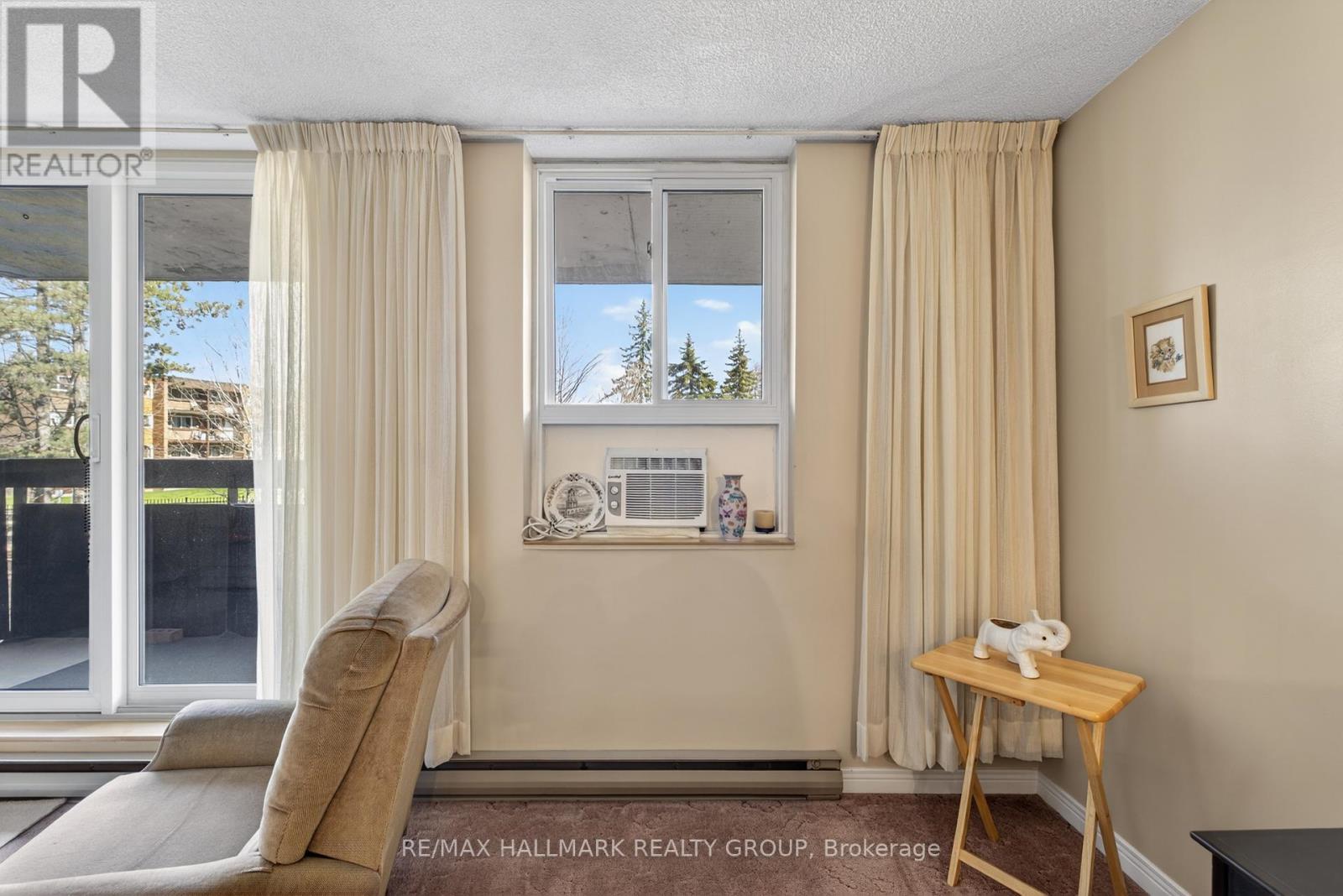 209 - 2000 Jasmine Crescent