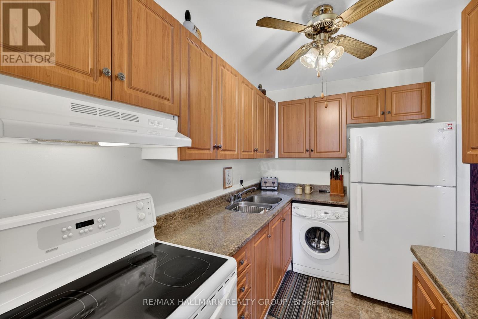 209 - 2000 Jasmine Crescent