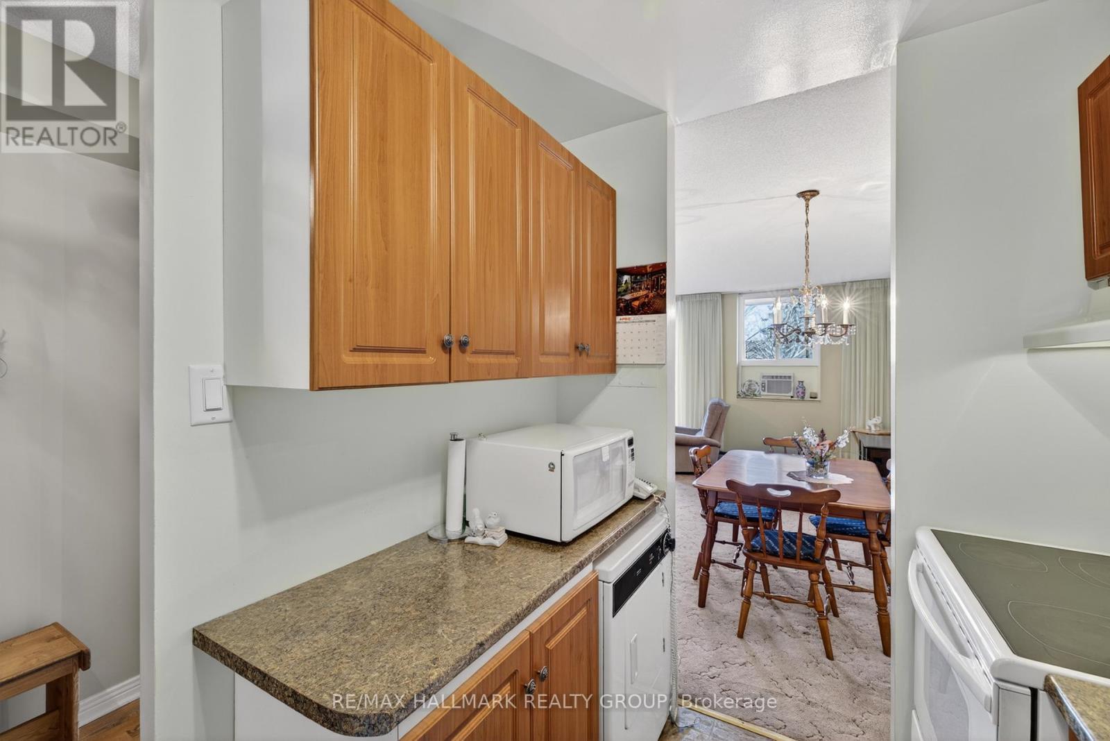 209 - 2000 Jasmine Crescent