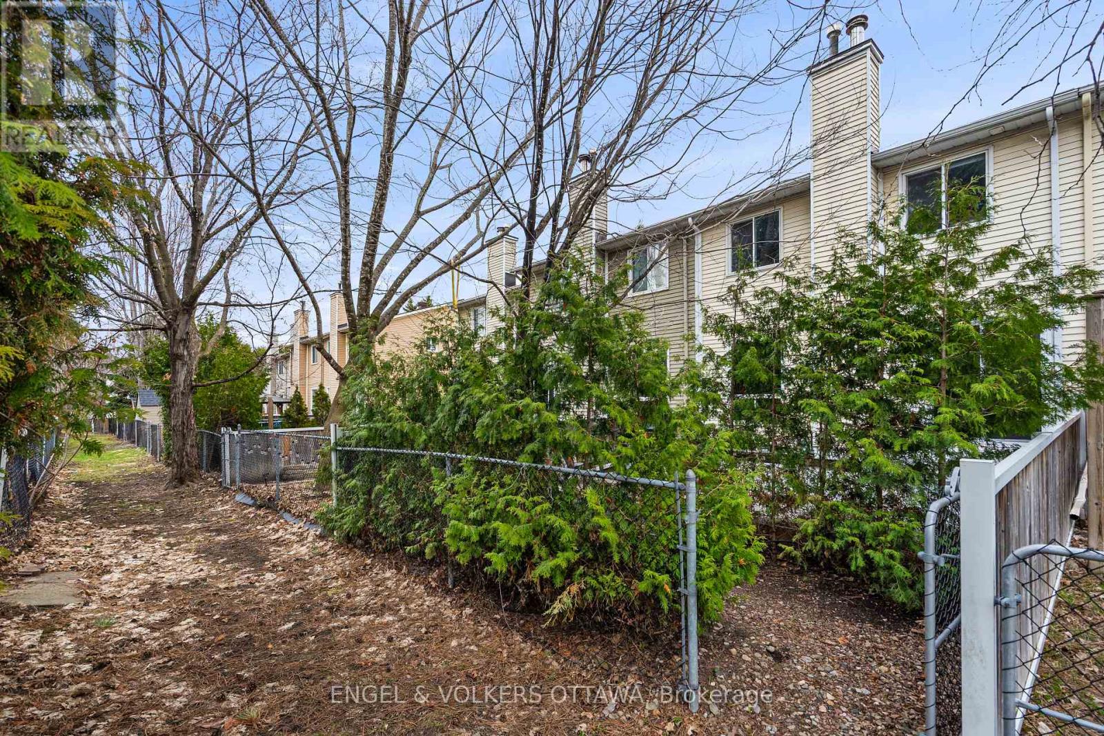 44 - 1152 Des Forets Avenue