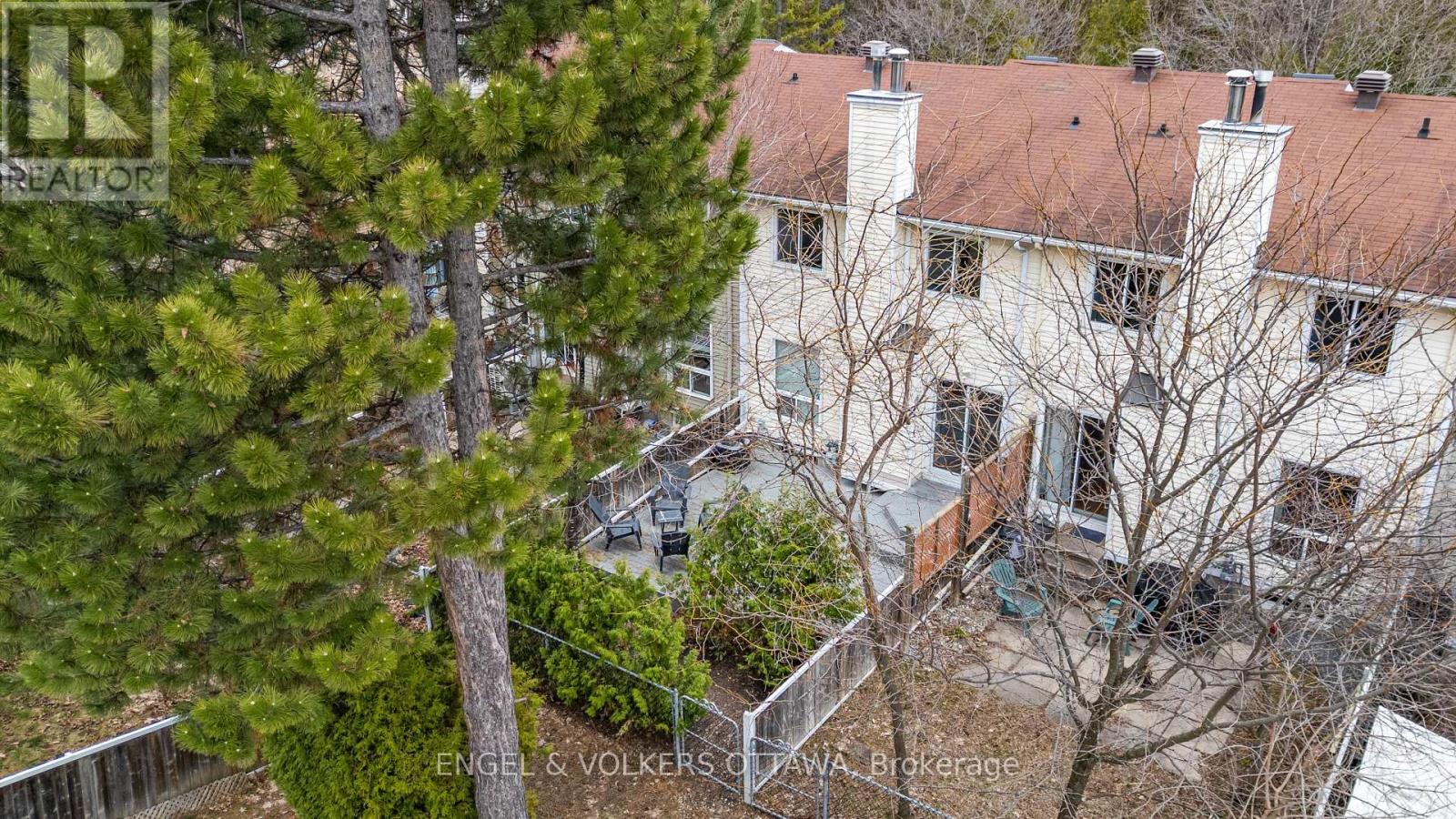 44 - 1152 Des Forets Avenue