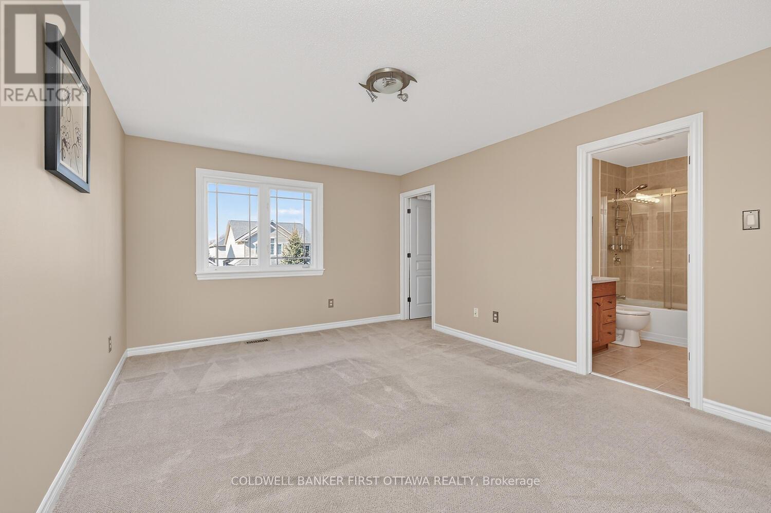 102 Windance Crescent