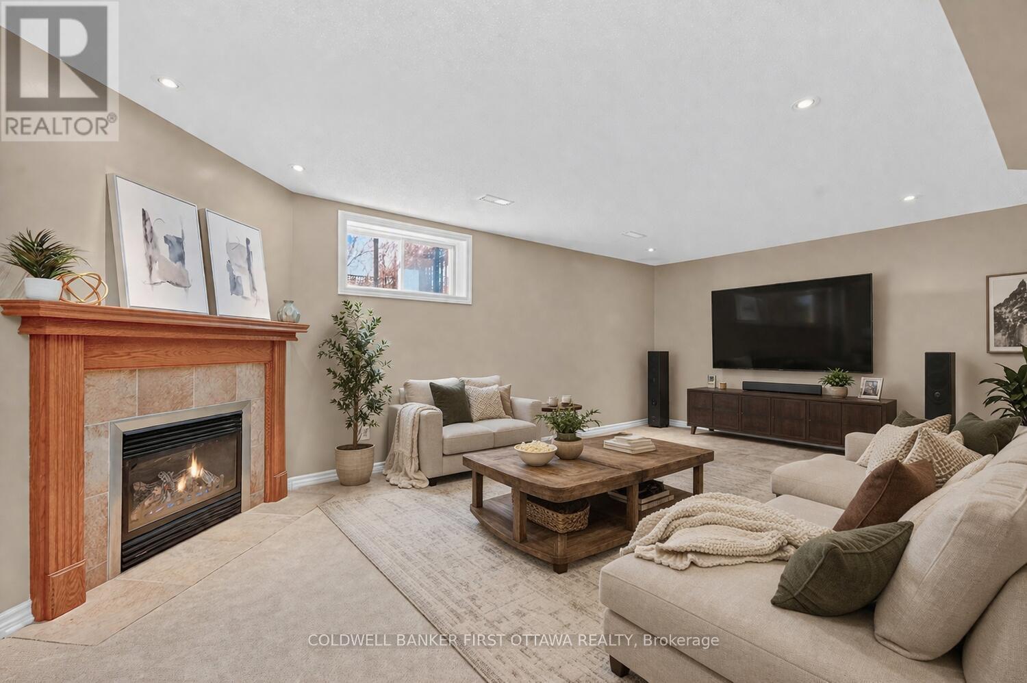 102 Windance Crescent