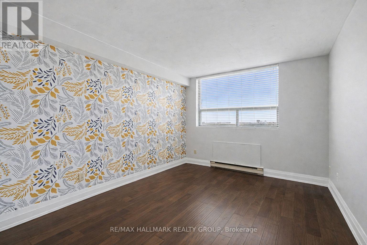 801 - 1440 Heron Road