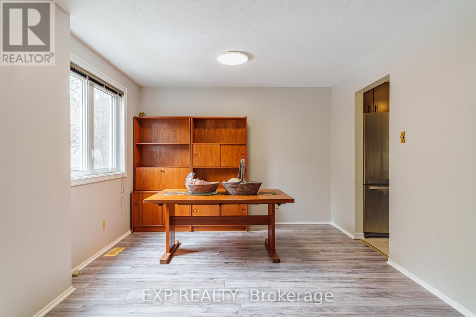 31 Coolspring Crescent