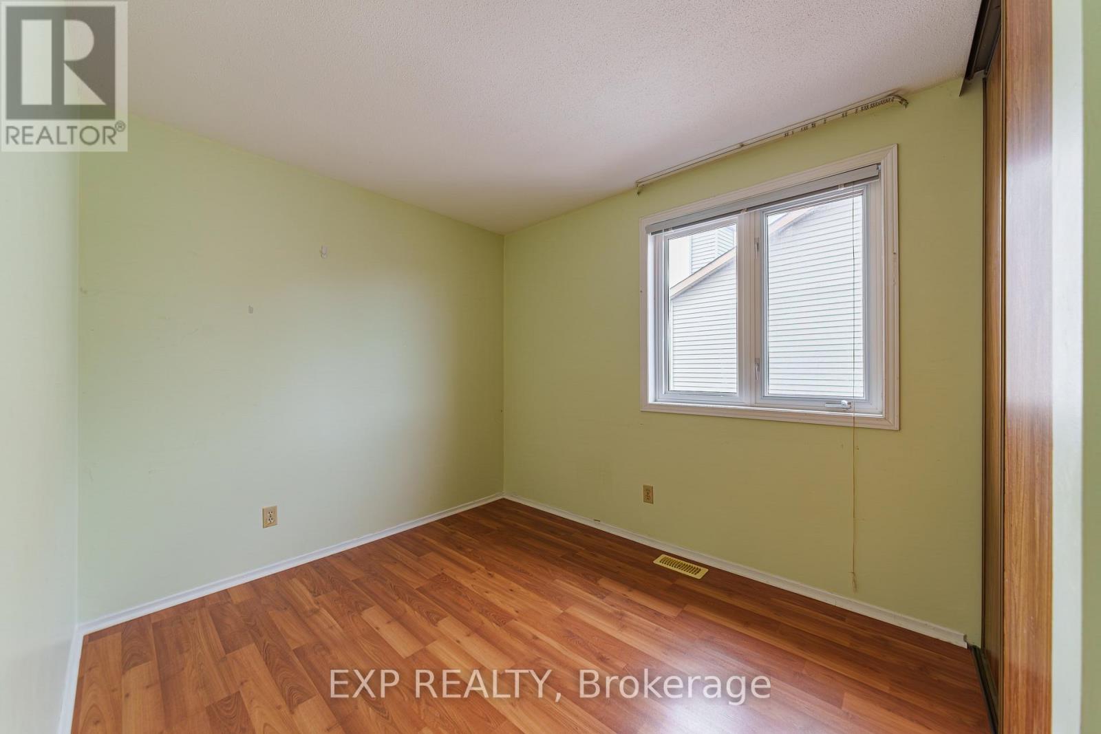 31 Coolspring Crescent