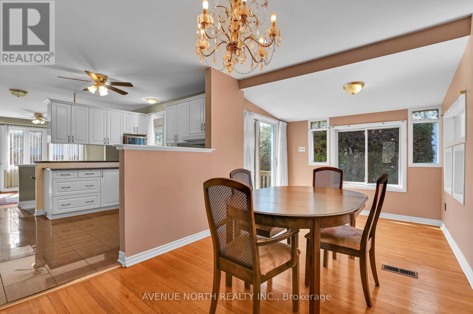 980 Wiseman Crescent