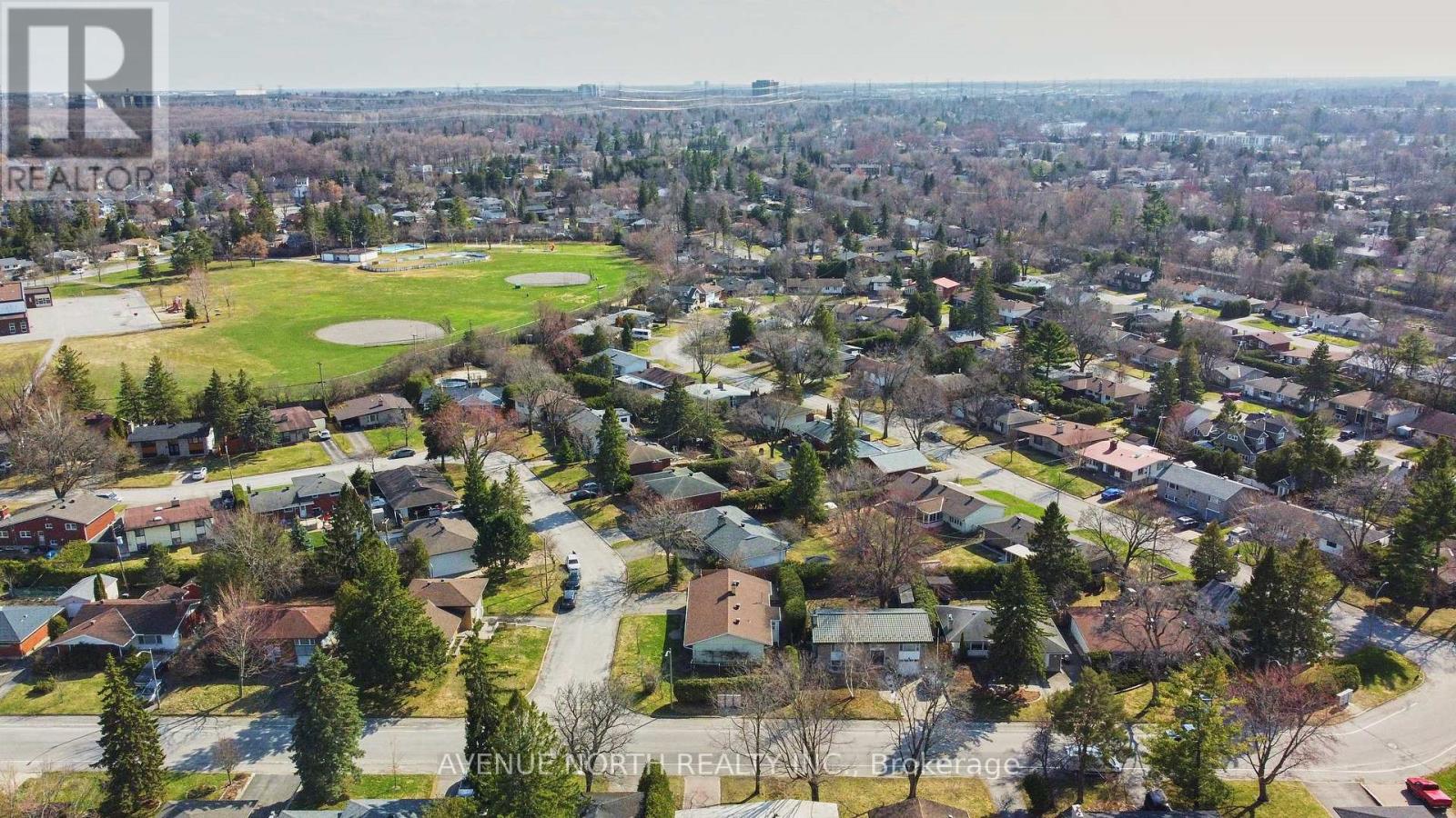 980 Wiseman Crescent