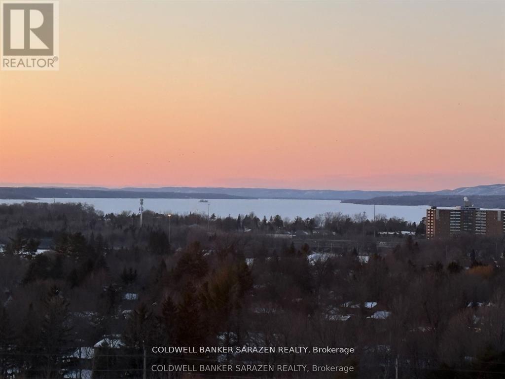 1215 - 80 Sandcastle Drive