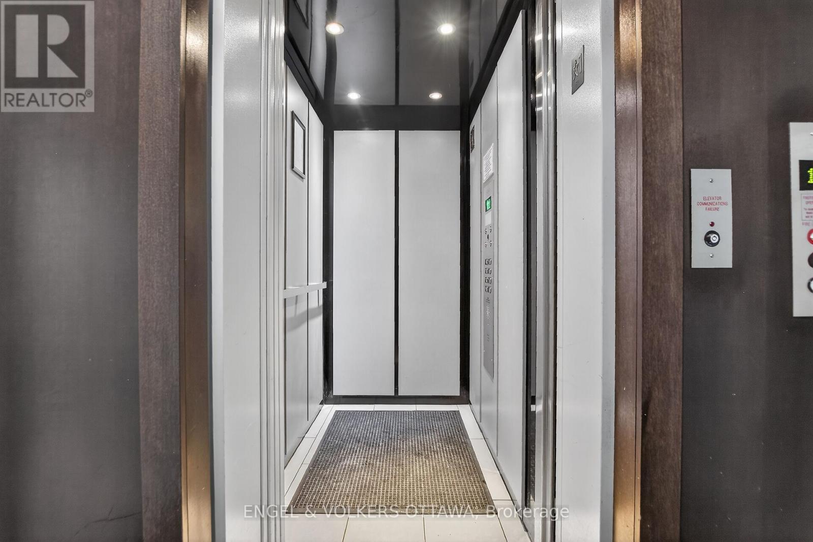 401 - 399 Bayrose Drive W