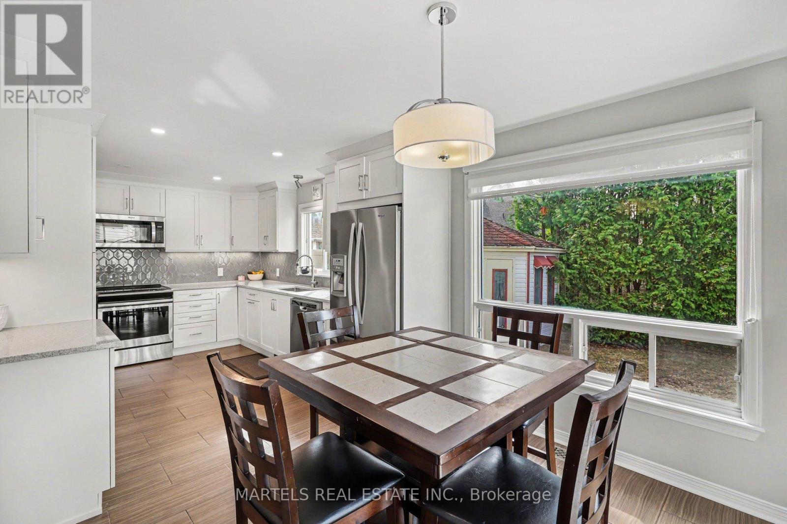 1113 Saint-emmanuel Terrace