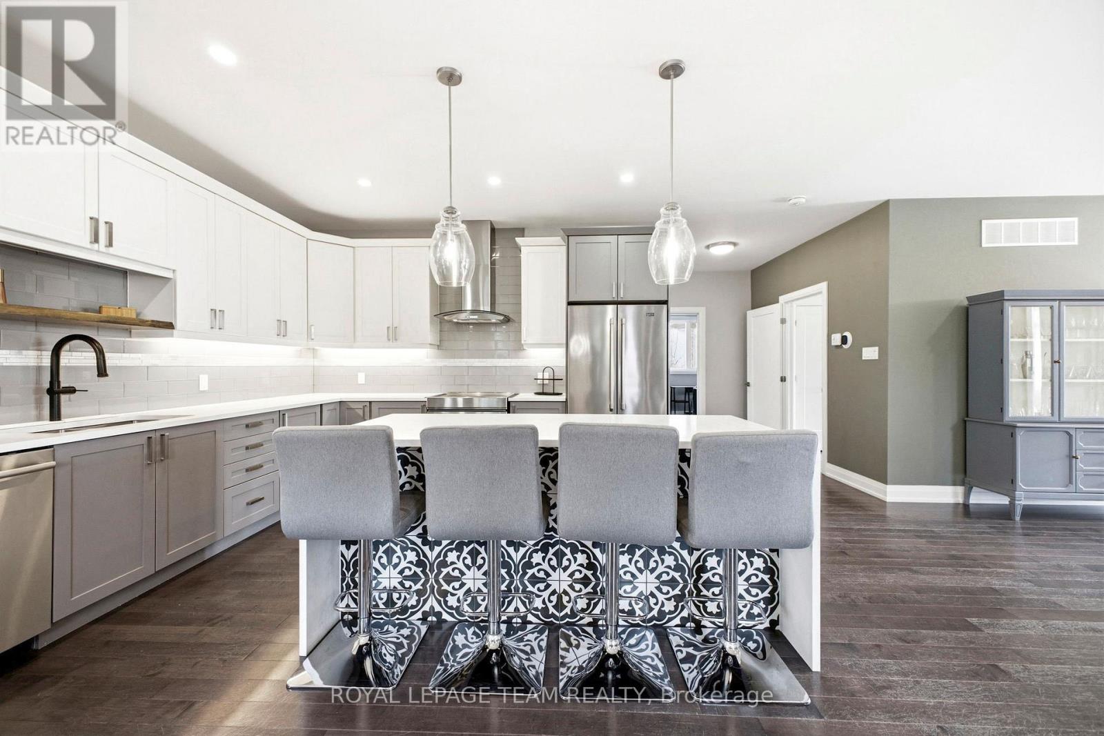 6775 Stanmore Street