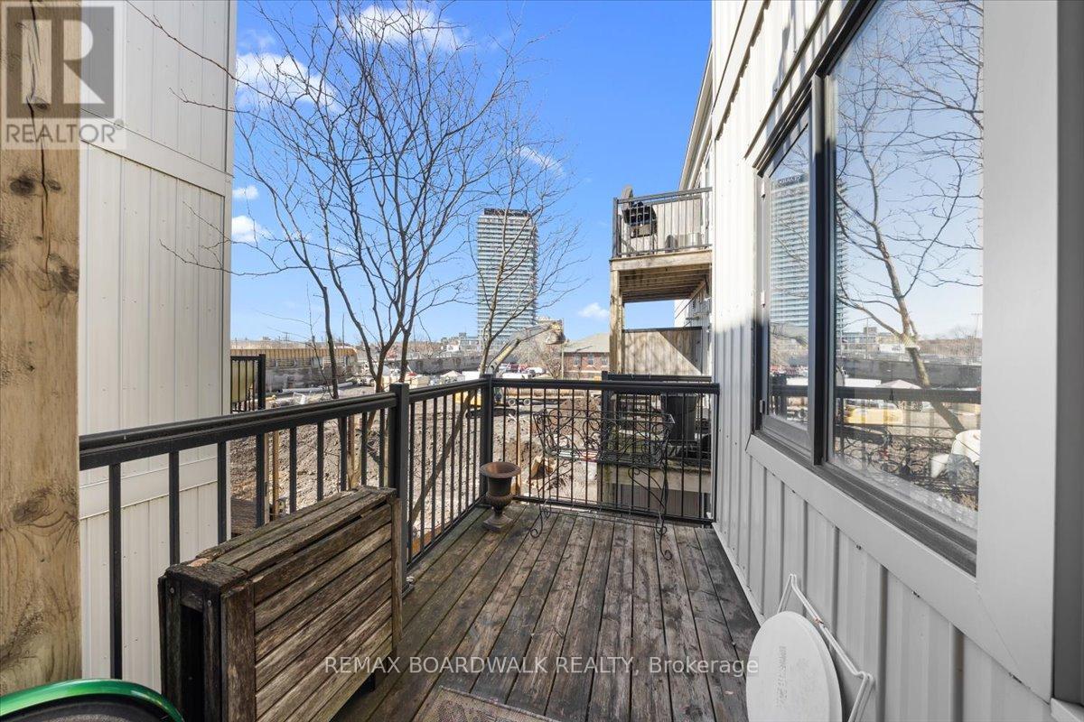 G - 154 Spruce Street