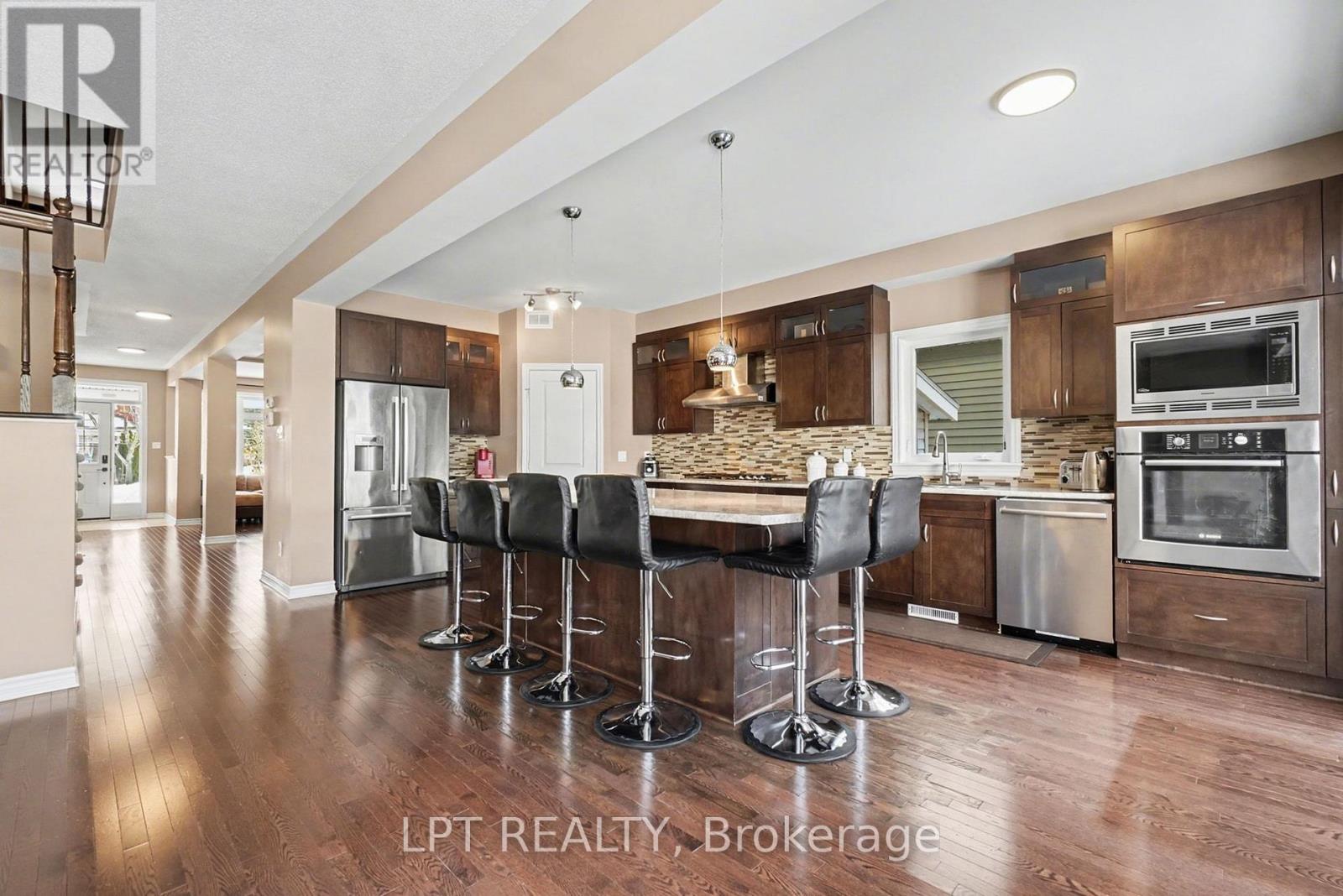 269 Gracewood Crescent