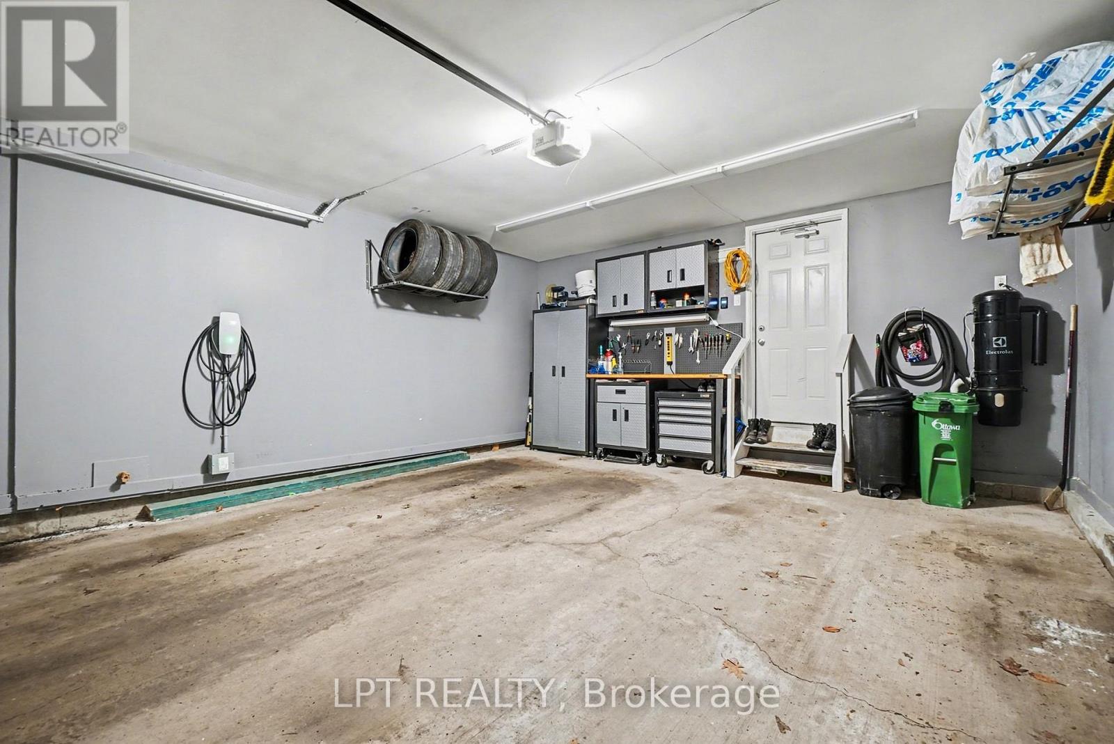 269 Gracewood Crescent