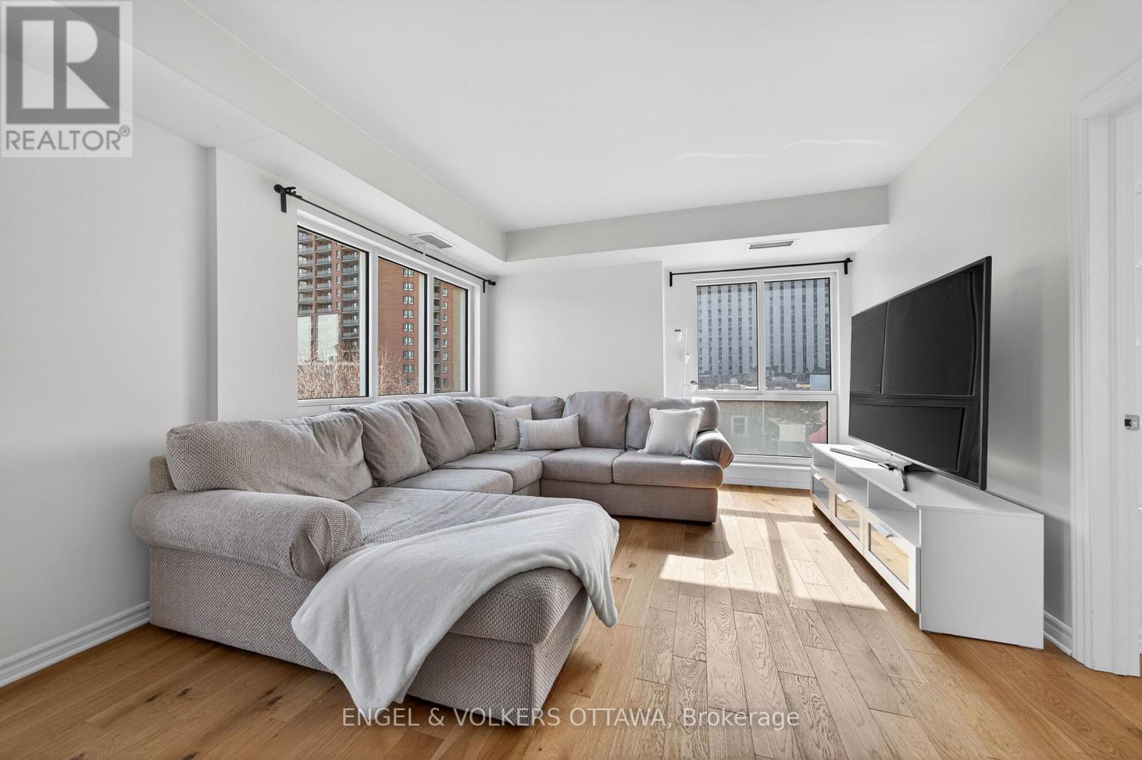 408 - 200 Rideau Street