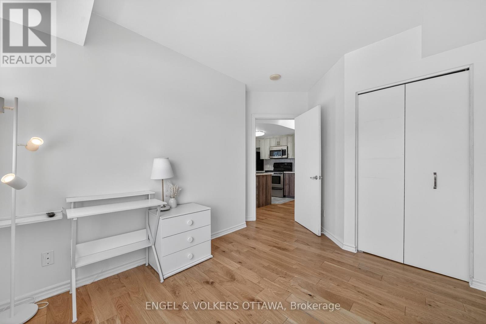 408 - 200 Rideau Street