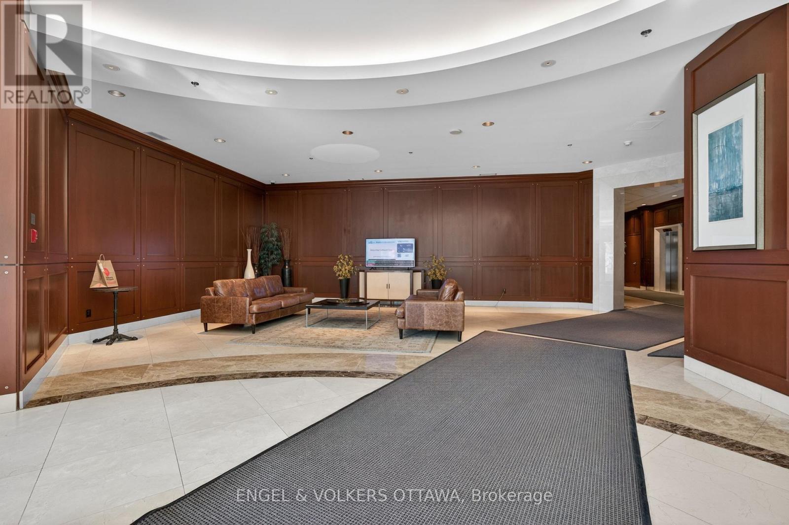 408 - 200 Rideau Street