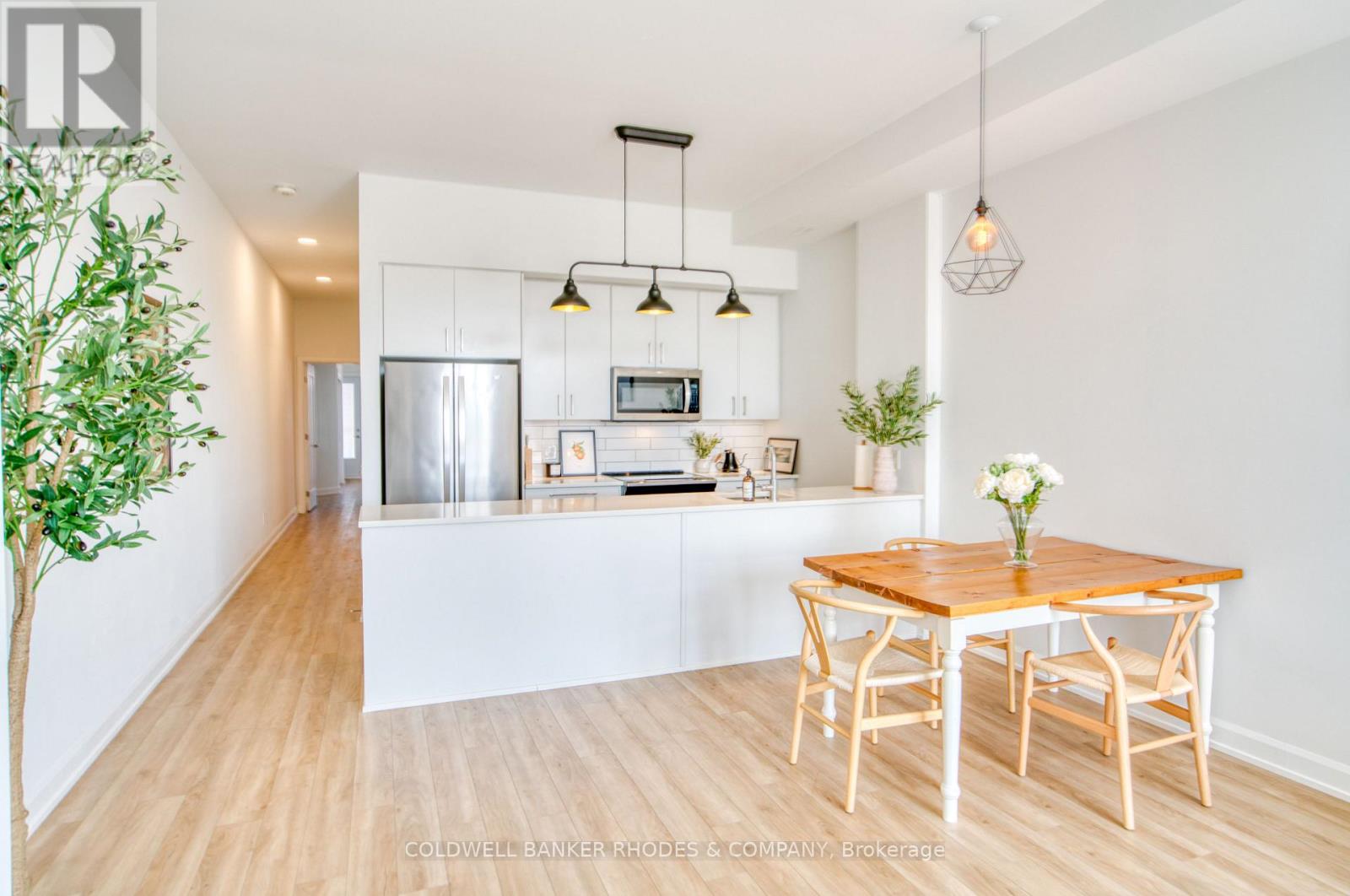 5 - 515 Gladstone Avenue